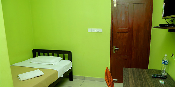 Rooms near Rajagiri Hospital